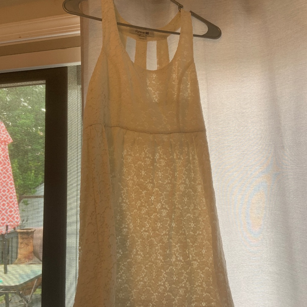 White lace Dress